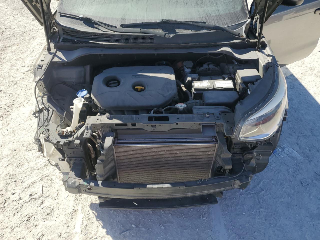 2016 KIA Soul VIN KNDJP3A53G7303853 Copart auction photo, front end damage thumbnail 12