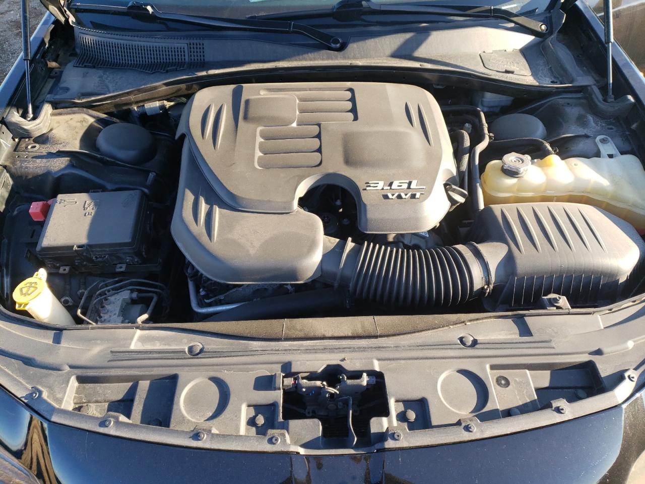 2015 Chrysler 300 VIN 2C3CCAGG2FH892323 Copart auction photo, vandalism / replaced vin damage thumbnail 11