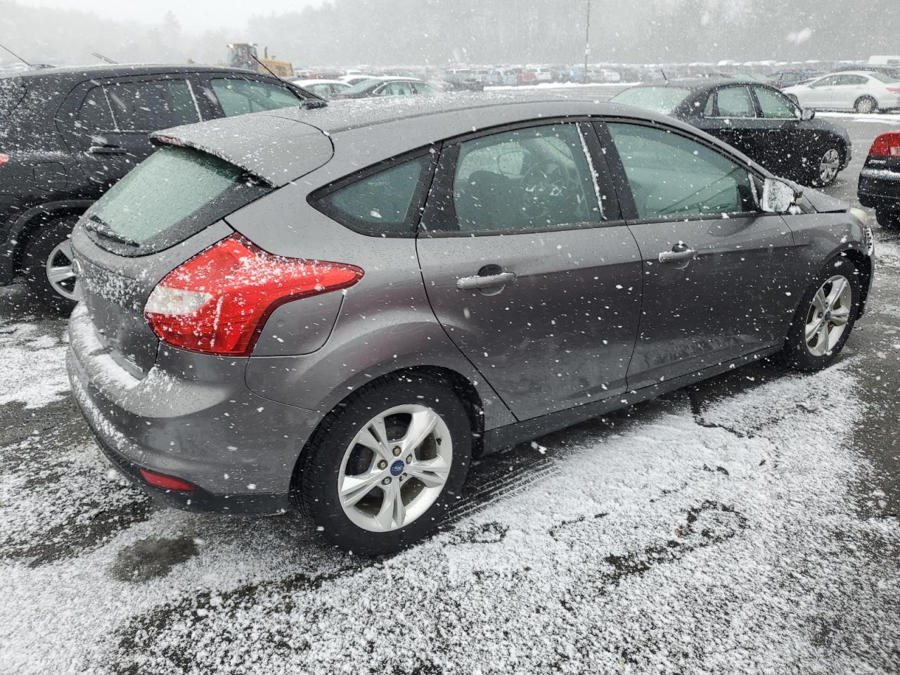 2013 Ford Focus VIN 1FADP3K21DL309855 Copart auction photo, front end damage thumbnail 3