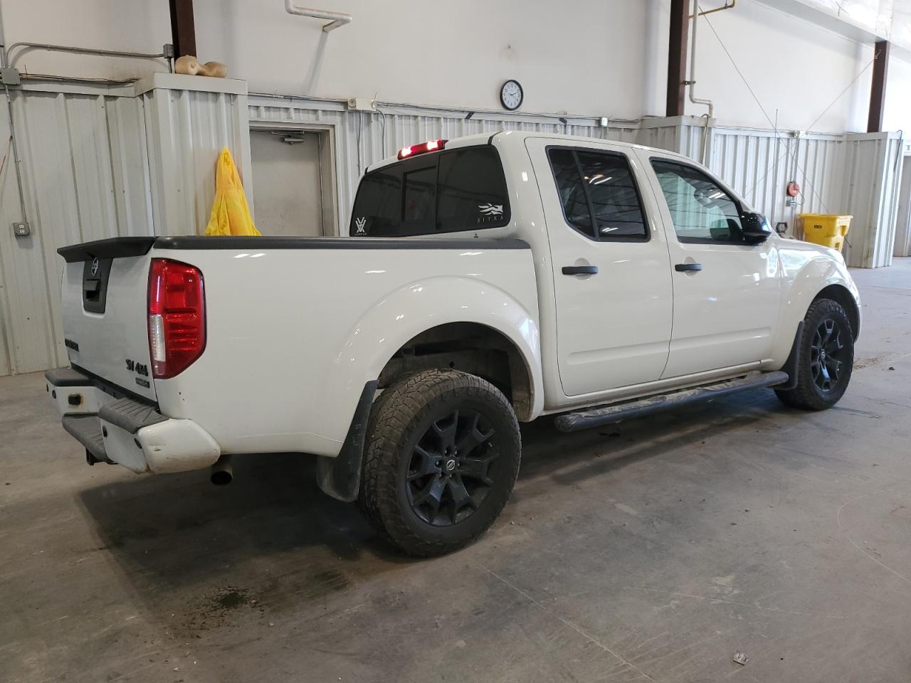 2018 Nissan Navara (Frontier) VIN 1N6AD0EV6JN736973 Copart auction photo, front end / side damage thumbnail 3