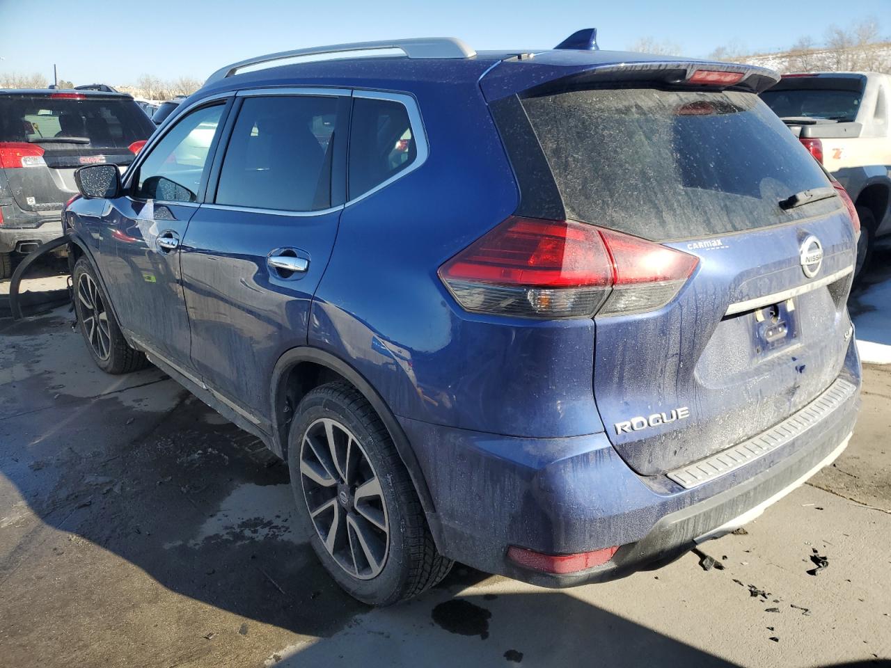 2017 Nissan Rogue VIN 5N1AT2MV7HC812530 Copart auction photo, front end damage thumbnail 2