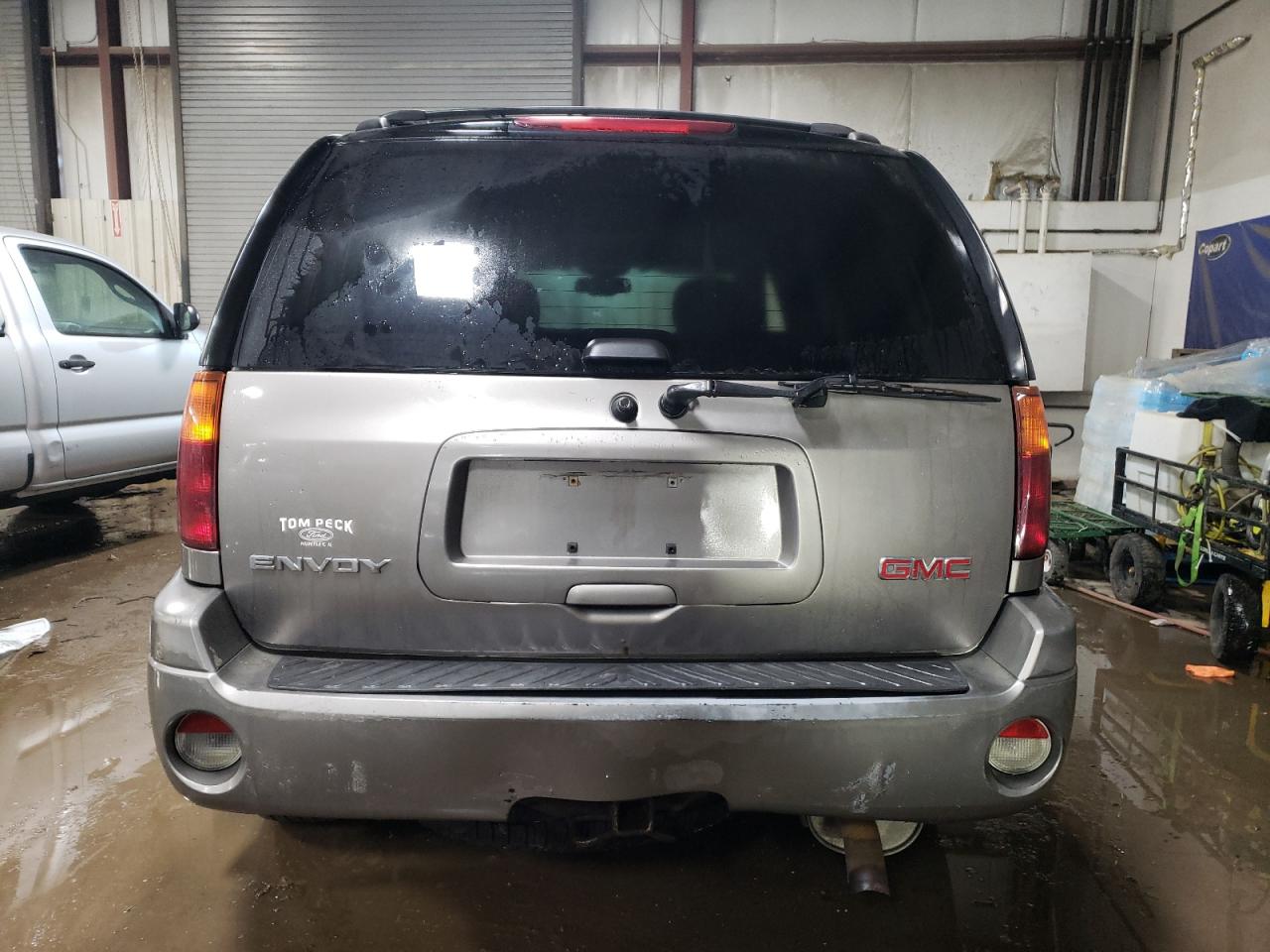 2006 GMC Envoy VIN 1GKDT13S762185578 Copart auction photo, front end damage thumbnail 6