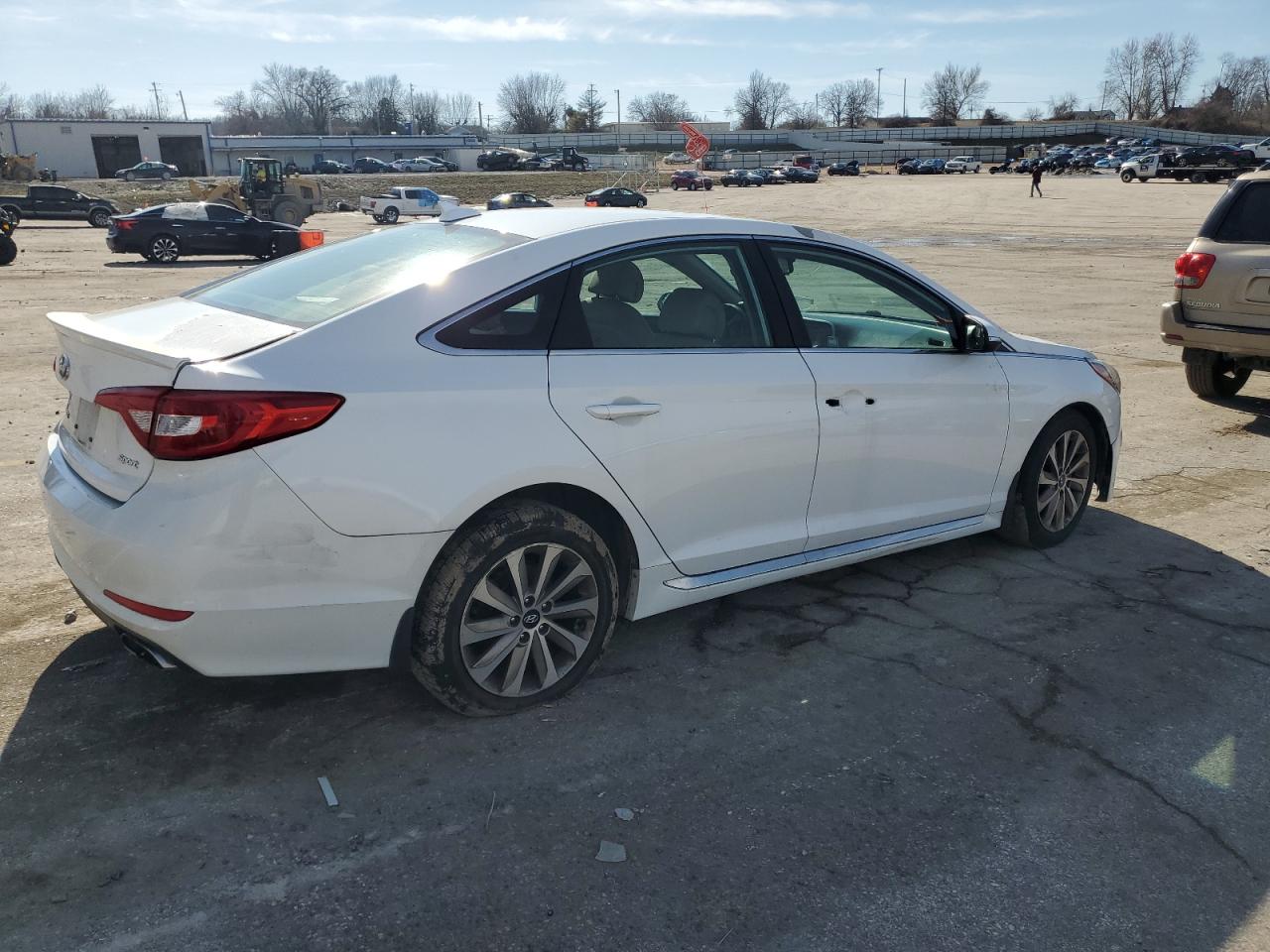 2015 Hyundai Sonata VIN 5NPE34AF3FH032749 Copart auction photo, front end damage thumbnail 3