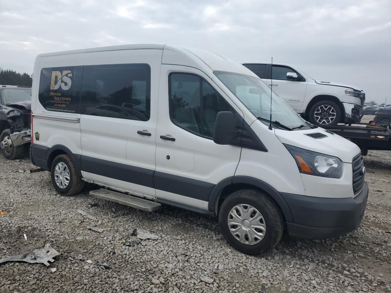 2016 Ford Transit VIN 1FMZK1CM0GKA04940 Copart auction photo, rear end / mechanical damage thumbnail 4