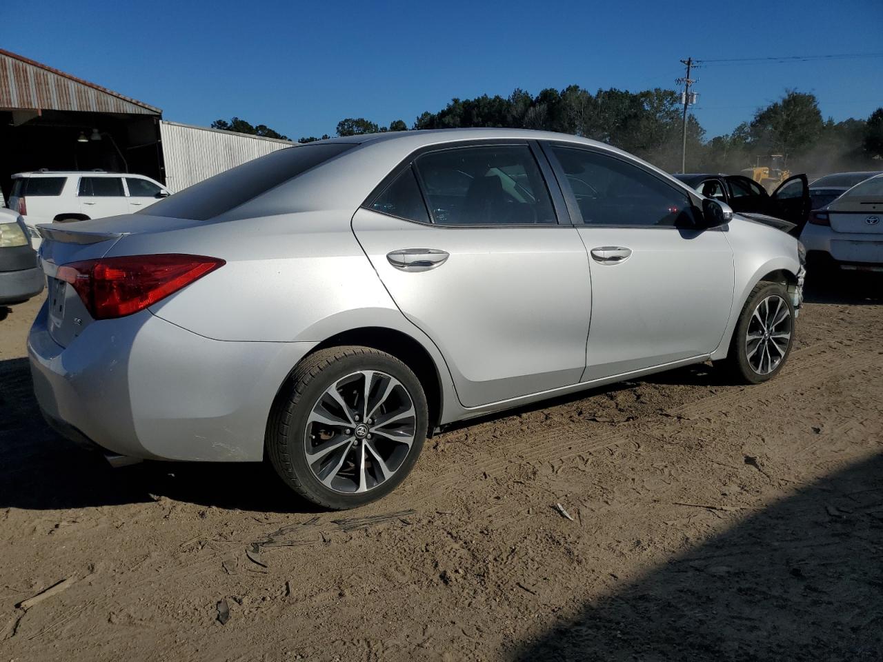 2018 Toyota Corolla VIN 5YFBURHEXJP775849 Copart auction photo, front end damage thumbnail 3