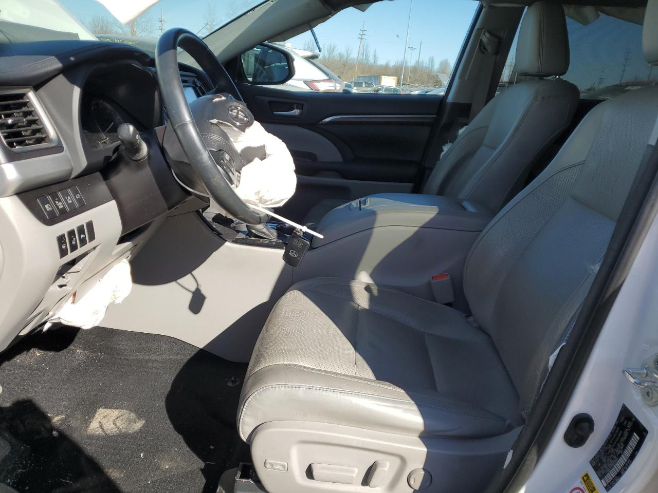 2016 Toyota Highlander VIN 5TDDKRFH0GS284847 Copart auction photo, front end / side damage thumbnail 7