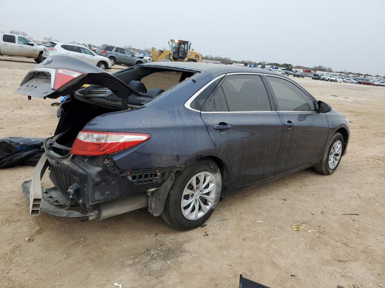 2017 Toyota Camry VIN 4T1BF1FK8HU665301 Copart auction photo, rear end / minor dent/scratches damage thumbnail 3