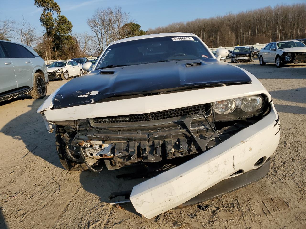 2013 Dodge Challenger VIN 2C3CDYAG8DH645495 Copart auction photo, front end / minor dent/scratches damage thumbnail 5