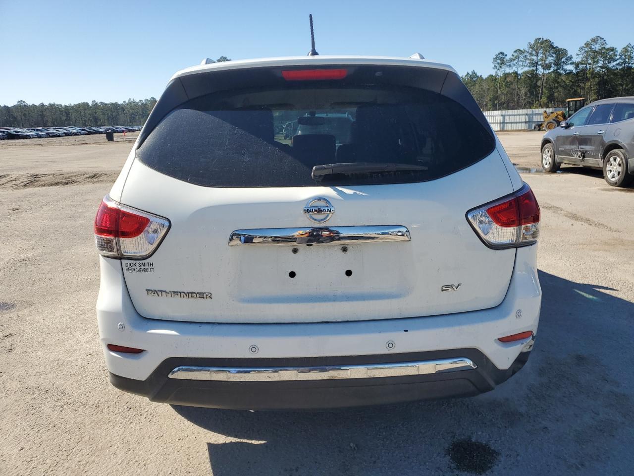 2016 Nissan Pathfinder VIN 5N1AR2MNXGC601612 Copart auction photo, front end damage thumbnail 6