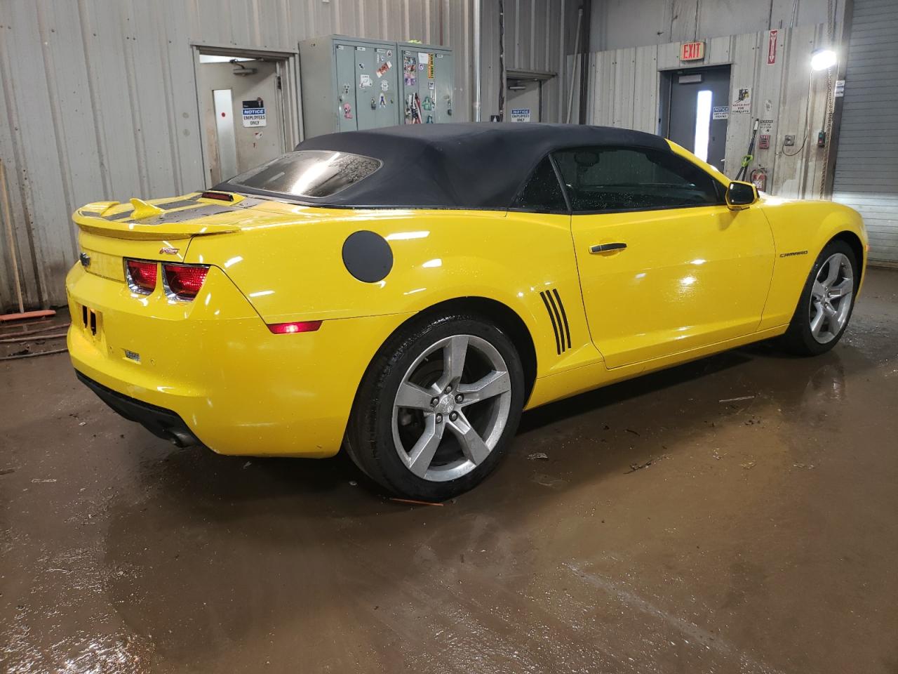 2011 Chevrolet Camaro VIN 2G1FC3DD1B9182955 Copart auction photo, burn / minor dent/scratches damage thumbnail 3