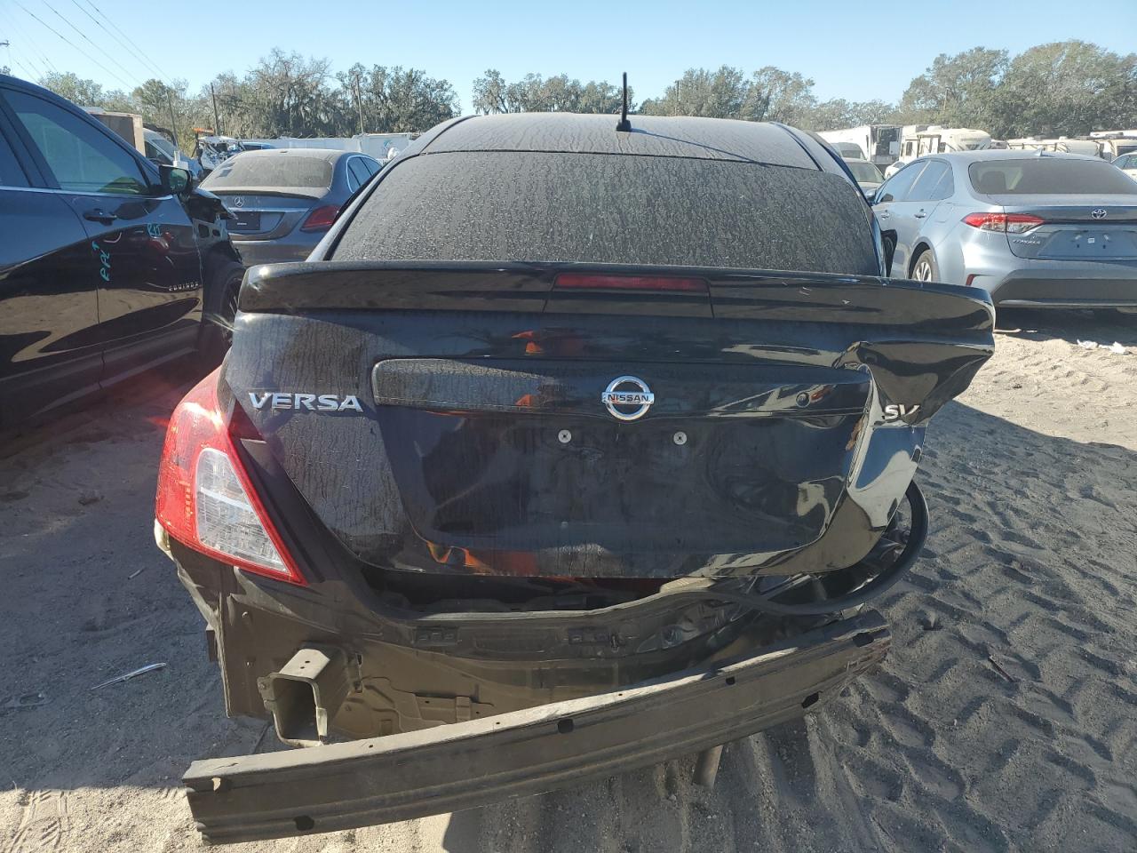 2017 Nissan Versa VIN 3N1CN7AP2HL872927 Copart auction photo, rear end / side damage thumbnail 6