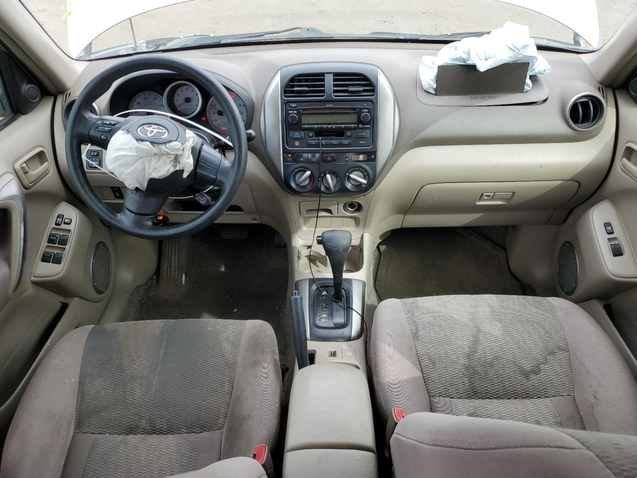 2004 Toyota RAV 4 VIN JTEHD20V040033659 Copart auction photo, front end / hail damage thumbnail 8
