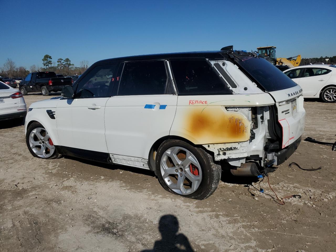 2018 Land Rover Range Rover VIN SALWR2RV8JA193903 Copart auction photo, burn / rear end damage thumbnail 2