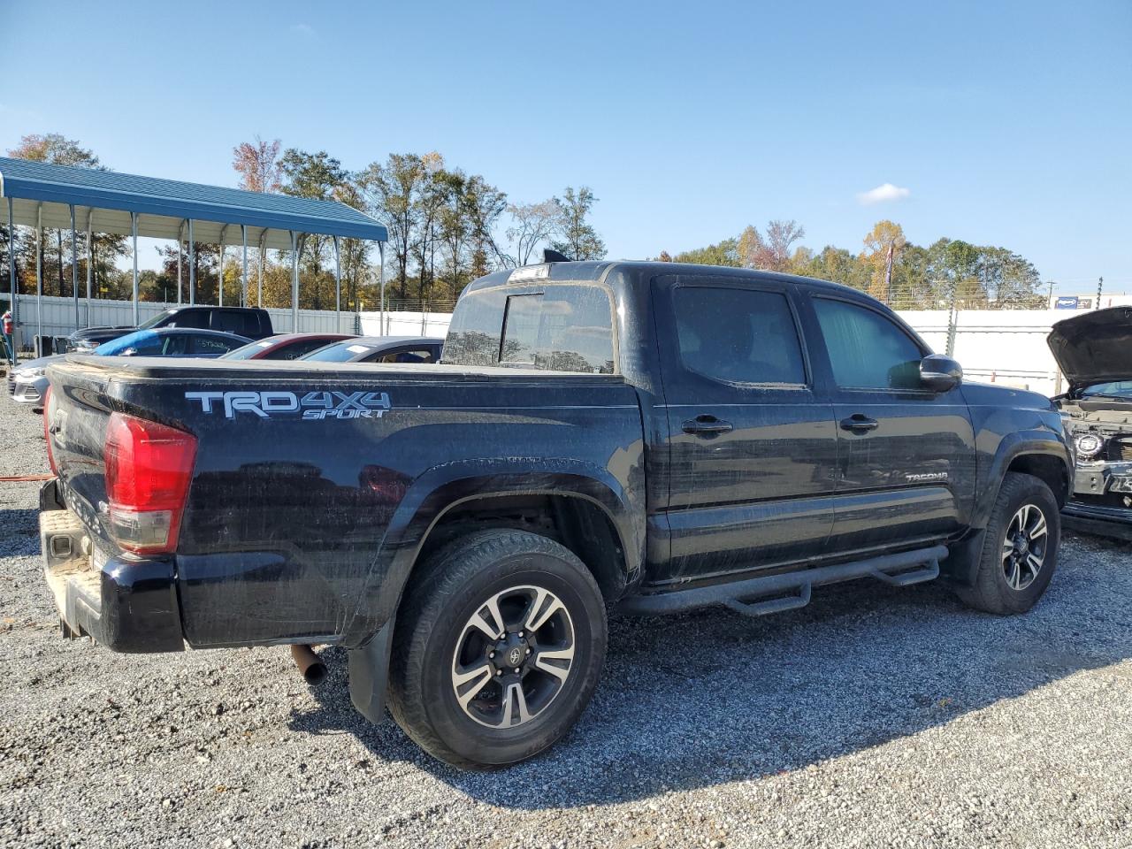 2017 Toyota Tacoma VIN 5TFCZ5AN9HX088396 Copart auction photo, water/flood / mechanical damage thumbnail 3