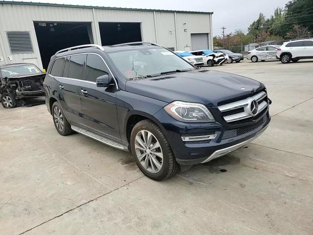 2013 Mercedes-Benz GL-klasse VIN 4JGDF7CE0DA231640 Copart auction photo, top/roof / front end damage thumbnail 12