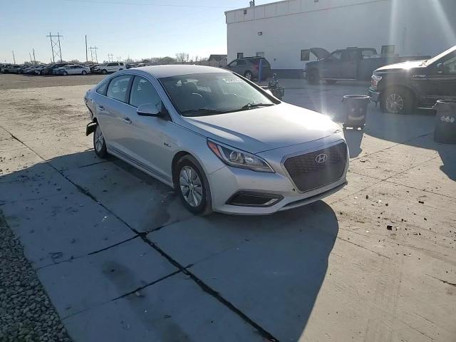 2016 Hyundai Sonata VIN KMHE24L15GA041512 Copart auction photo, rear end / undercarriage damage thumbnail 11