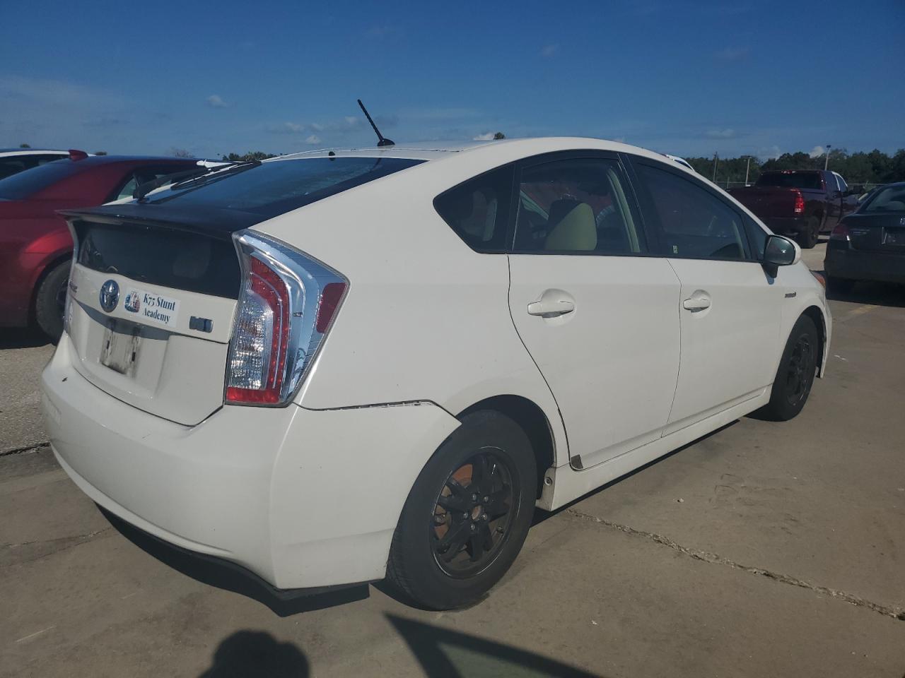 2014 Toyota Prius VIN JTDKN3DU6E0386004 Copart auction photo, water/flood damage thumbnail 3