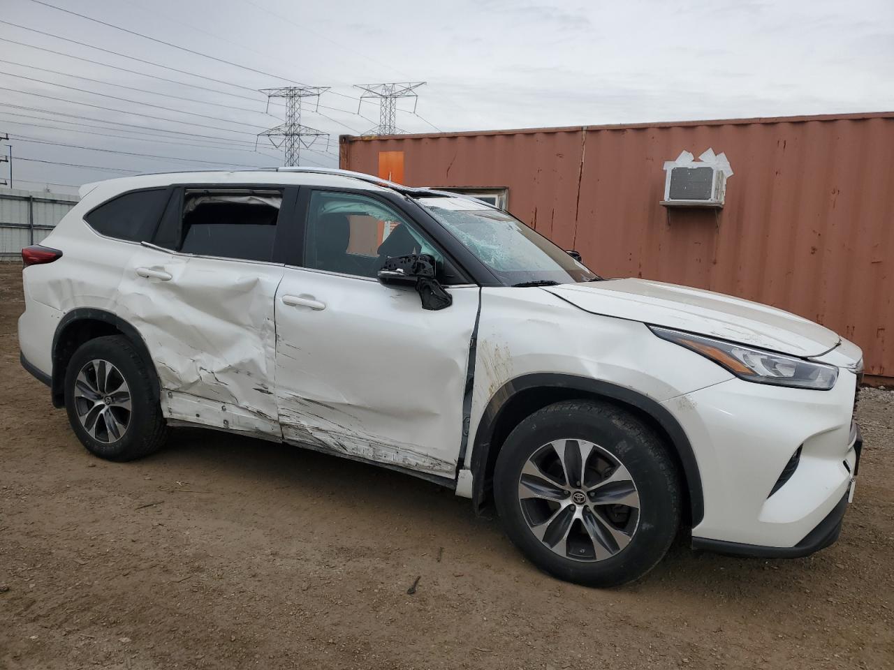 2020 Toyota Highlander VIN 5TDGZRBH9LS500753 Copart auction photo, rollover / side damage thumbnail 4