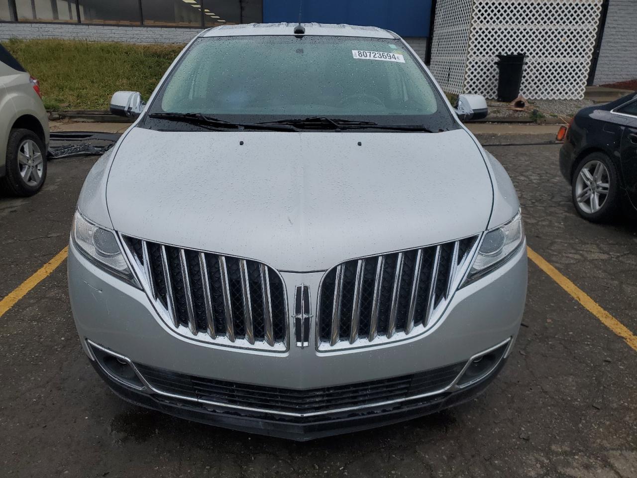 2011 Lincoln MKX VIN 2LMDJ6JK1BBJ21915 Copart auction photo, front end damage thumbnail 5