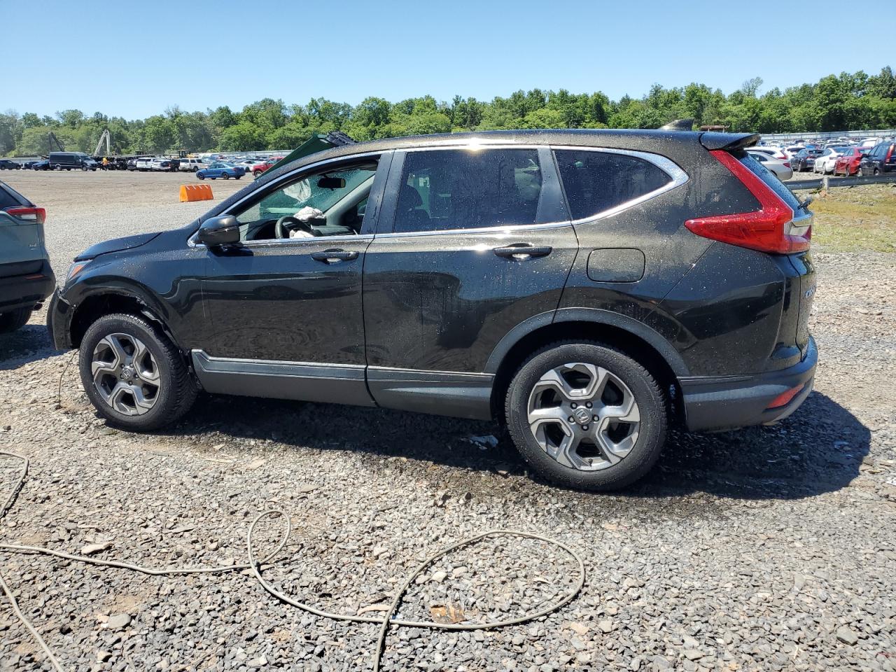 2018 Honda CR-V VIN 2HKRW2H5XJH623986 Copart auction photo, front end damage thumbnail 2