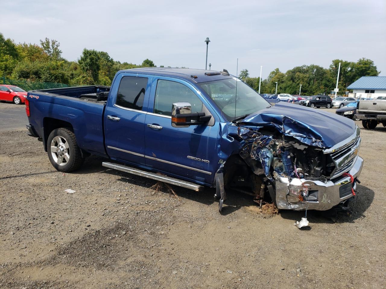 2016 Chevrolet Silverado VIN 1GC2KWEGXGZ195624 Copart auction photo, front end / minor dent/scratches damage thumbnail 4