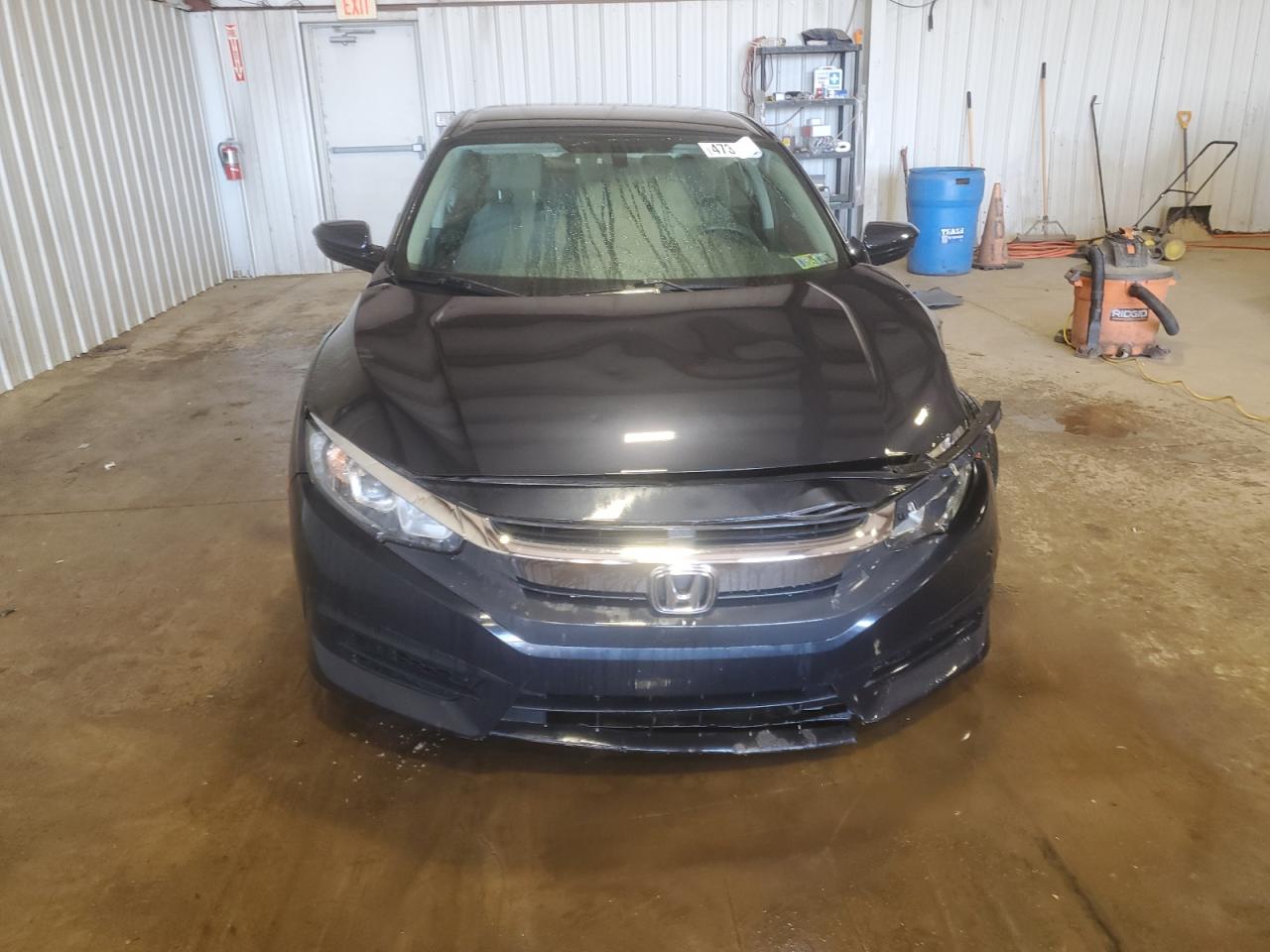 2017 Honda Civic VIN 2HGFC2F57HH568402 Copart auction photo, front end damage thumbnail 5