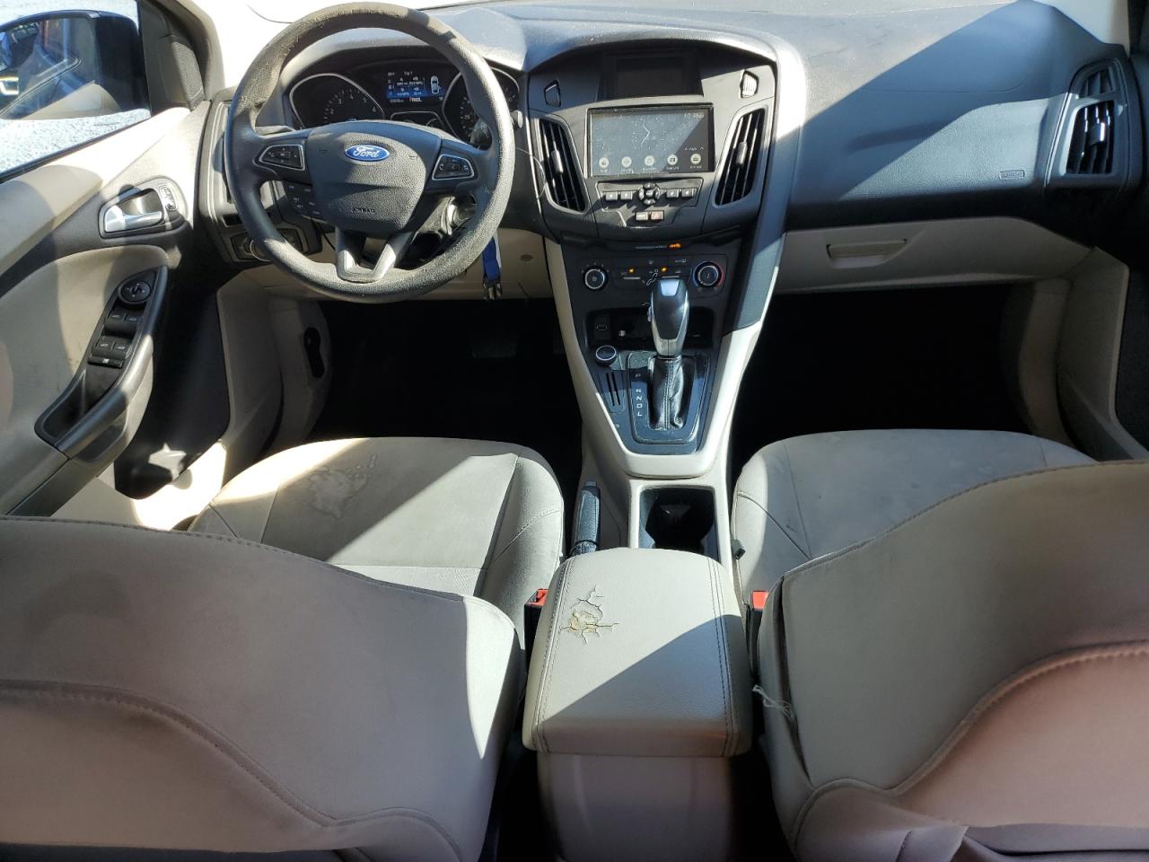 2015 Ford Focus VIN 1FADP3F20FL208920 Copart auction photo, front end / minor dent/scratches damage thumbnail 8