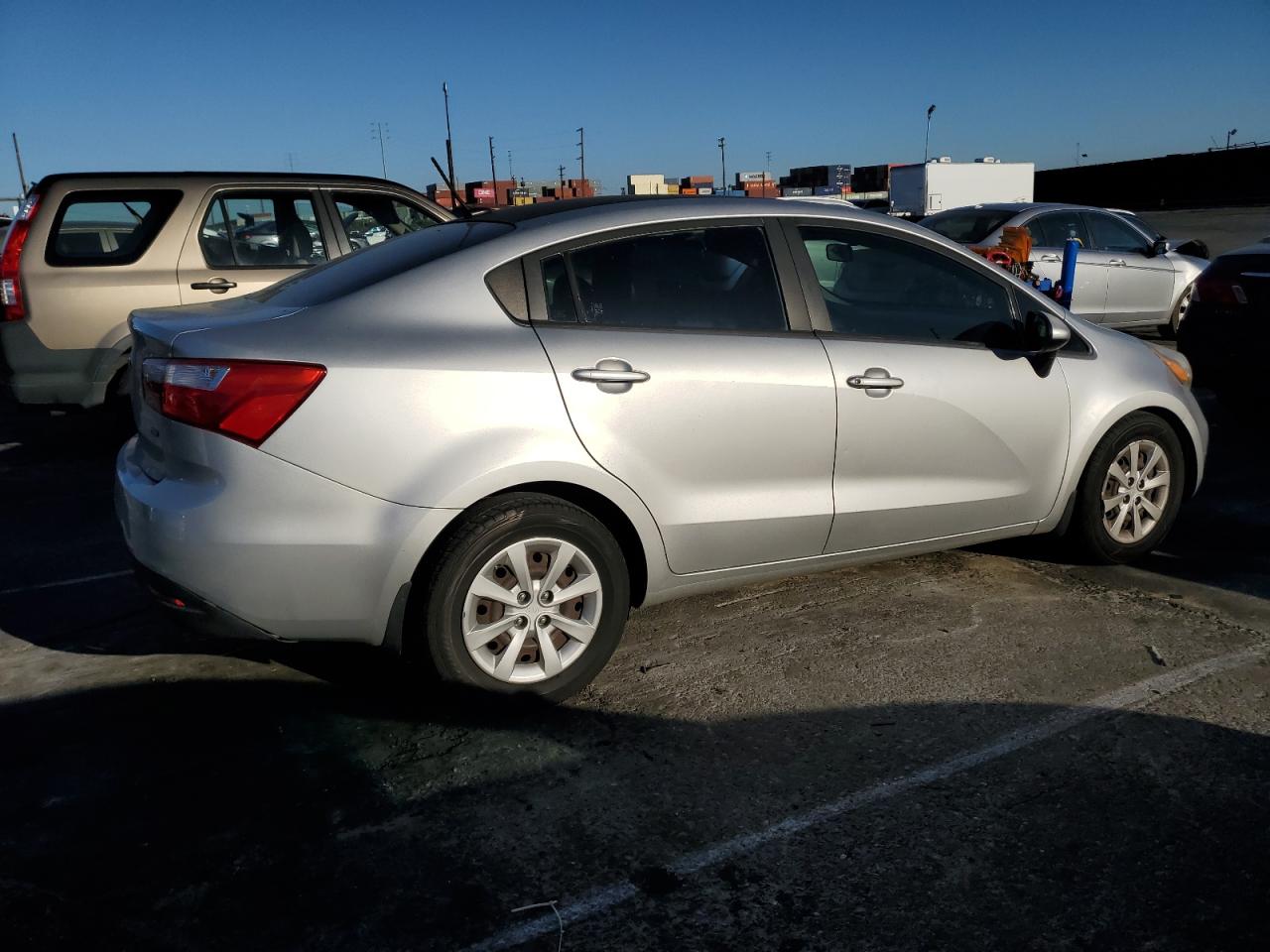 2013 KIA Rio VIN KNADM4A32D6198876 Copart auction photo, front end damage thumbnail 3