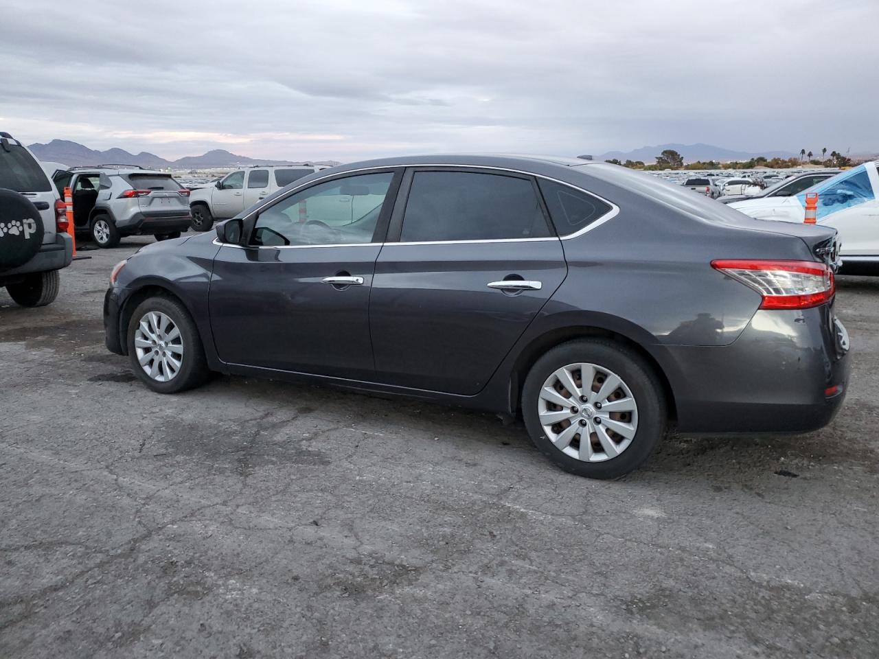 2015 Nissan Sentra VIN 3N1AB7AP2FL662177 Copart auction photo, front end damage thumbnail 2