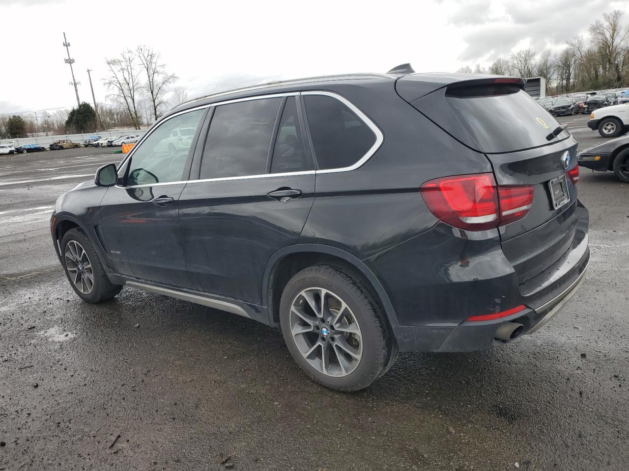 2017 BMW X5 VIN 5UXKR0C3XH0V70683 Copart auction photo, side damage thumbnail 2