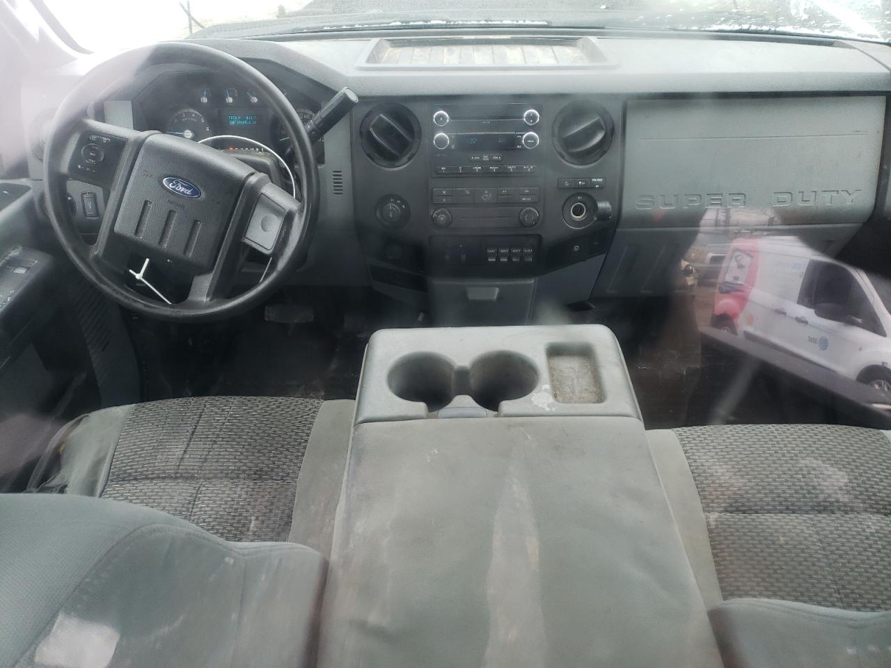2014 Ford F250 VIN 1FTBF2B62EEB45216 Copart auction photo, side / minor dent/scratches damage thumbnail 8