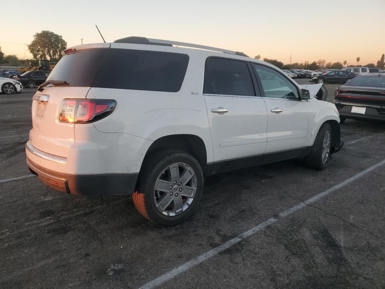 2017 GMC Acadia VIN 1GKKRSKD1HJ220252 Copart auction photo, front end / undercarriage damage thumbnail 3