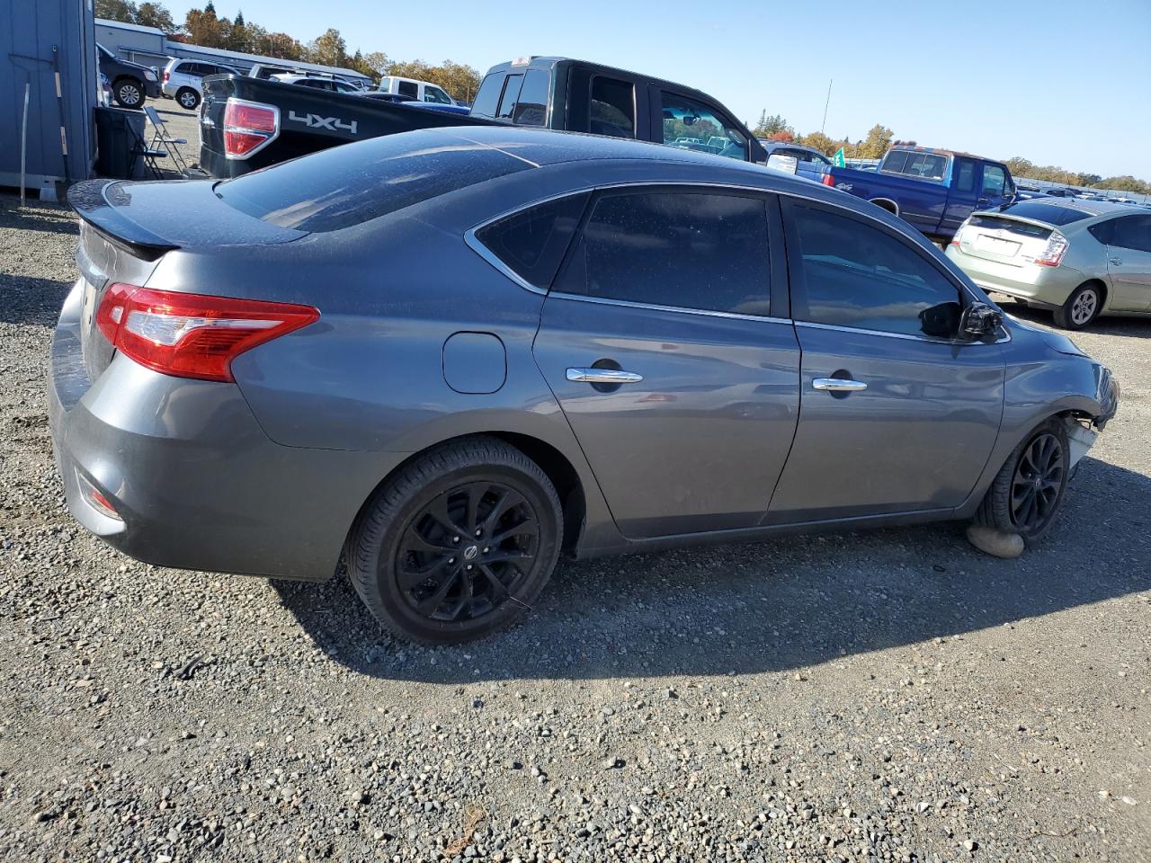 2018 Nissan Sentra VIN 3N1AB7AP9JY249491 Copart auction photo, front end damage thumbnail 3
