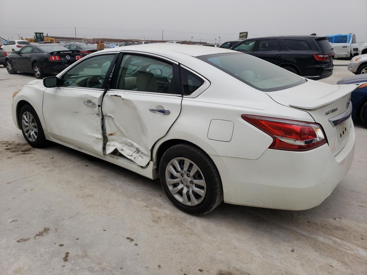 2013 Nissan Altima VIN 1N4AL3APXDC117376 Copart auction photo, side / minor dent/scratches damage thumbnail 2