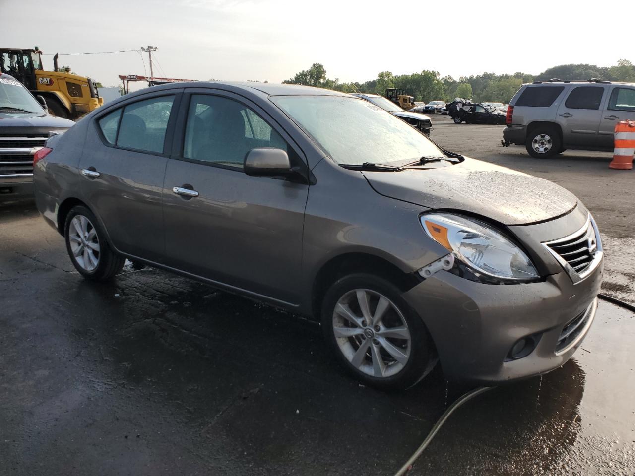 2014 Nissan Versa VIN 3N1CN7AP5EL817528 Copart auction photo, front end / minor dent/scratches damage thumbnail 4