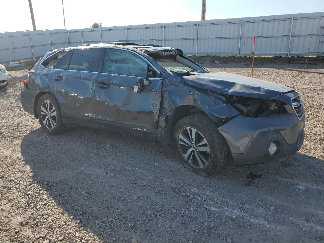 2018 Subaru Outback VIN 4S4BSANC5J3377415 Copart auction photo, rollover damage thumbnail 4