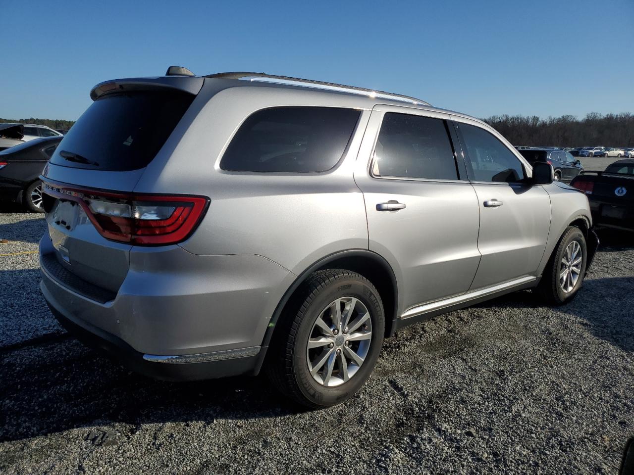 2017 Dodge Durango VIN 1C4RDHAG4HC917412 Copart auction photo, front end damage thumbnail 3