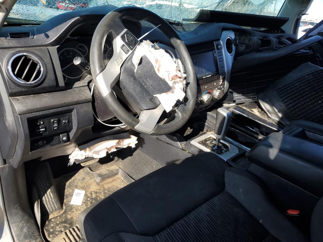 2017 Toyota Tundra VIN 5TFDW5F14HX611231 Copart auction photo, side / front end damage thumbnail 8