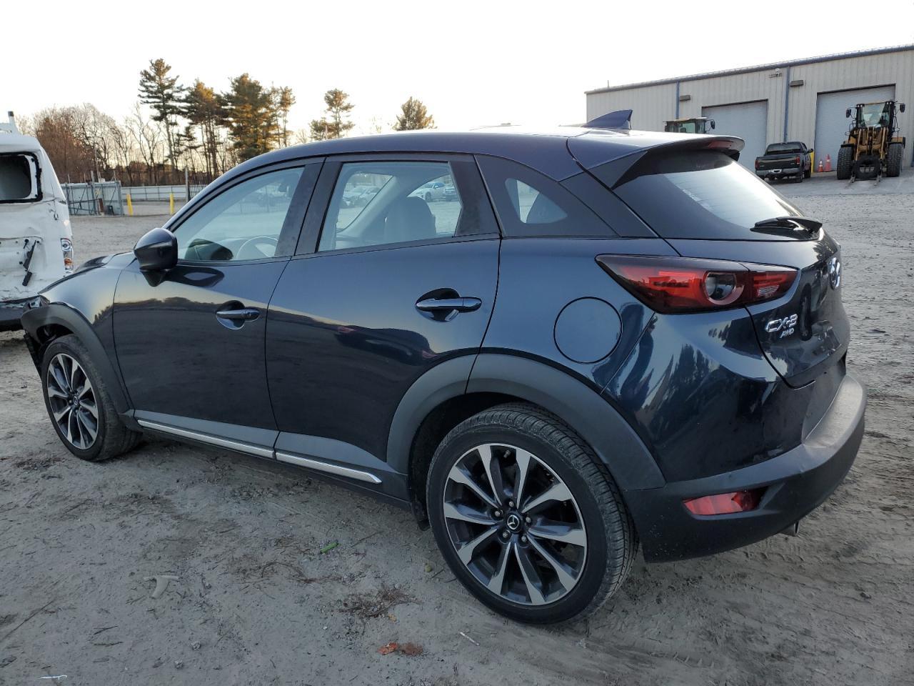 2019 Mazda CX-3 VIN JM1DKFD75K0428042 Copart auction photo, front end / minor dent/scratches damage thumbnail 2