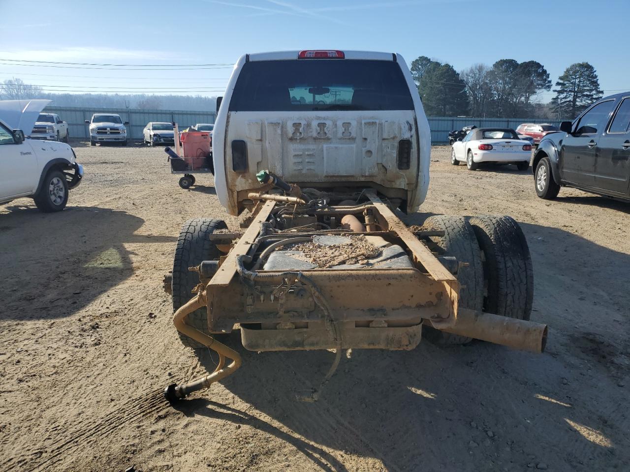 2018 Chevrolet Silverado VIN 1GB4KYCY3JF224121 Copart auction photo, front end / rear end damage thumbnail 6