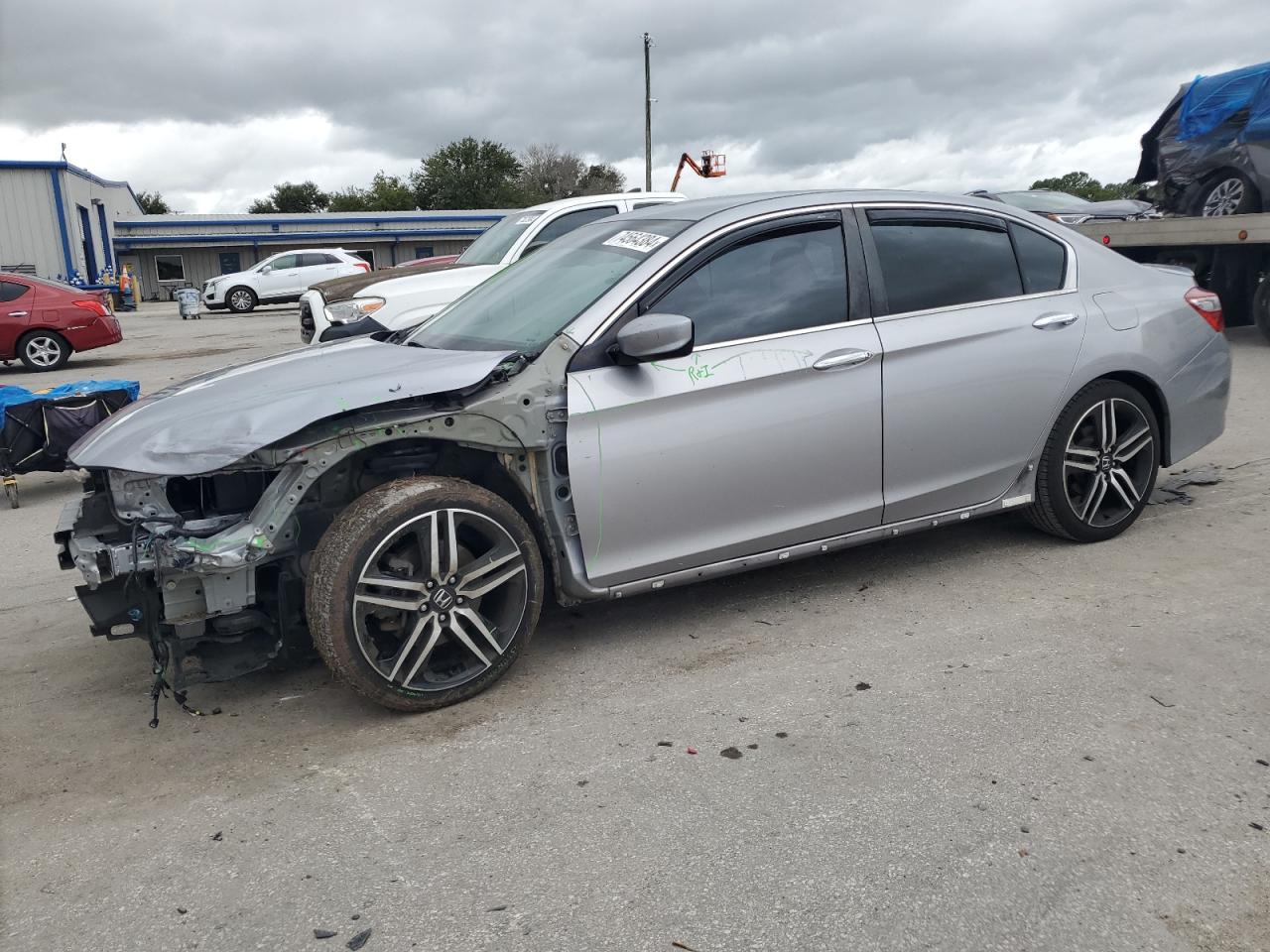 2017 Honda Accord VIN 1HGCR2F16HA257587