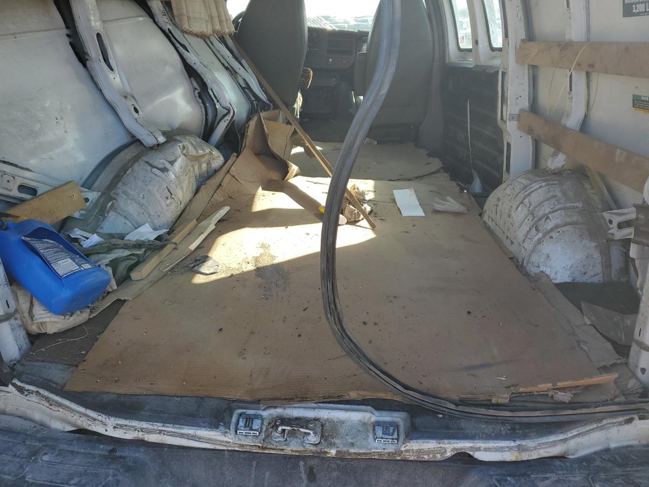 2015 GMC Savana VIN 1GTW7FCF7F1903922 Copart auction photo, side / rear end damage thumbnail 10