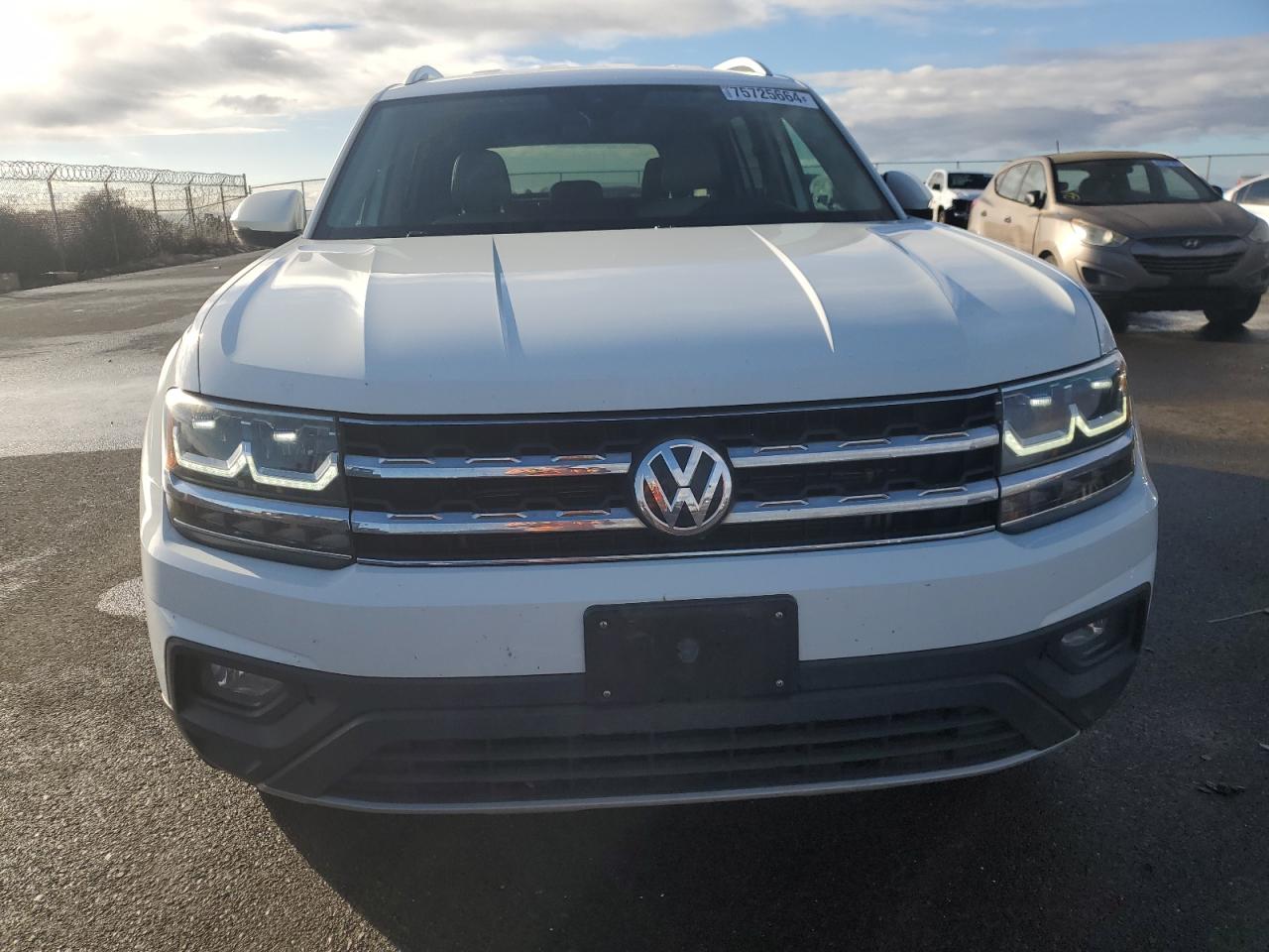 2018 Volkswagen Atlas VIN 1V2DP2CA2JC599463 Copart auction photo, rear end / side damage thumbnail 5
