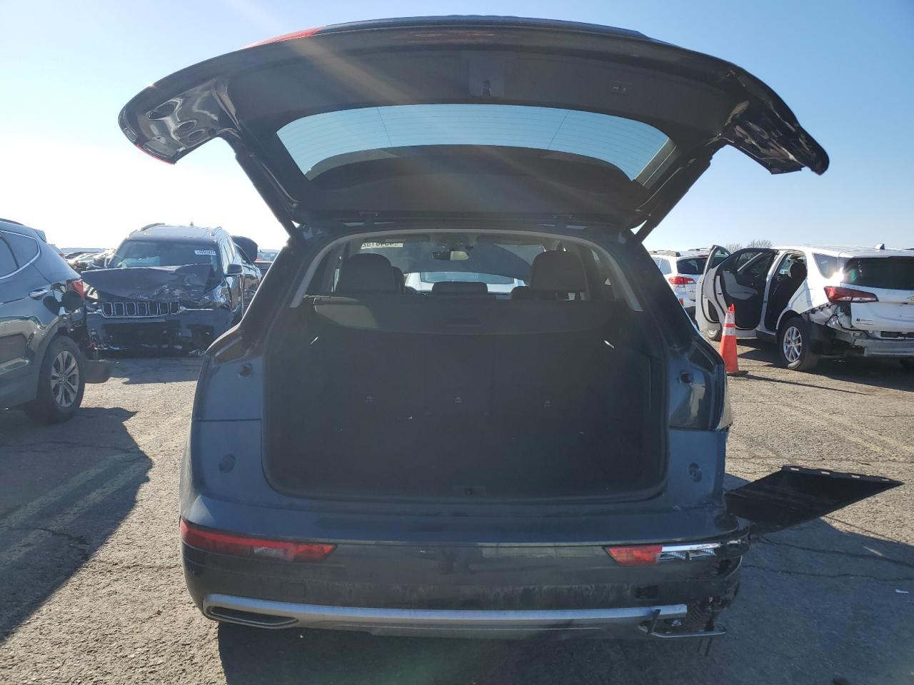 2018 Audi Q5 VIN WA1BNAFY5J2247401 Copart auction photo, rear end damage thumbnail 6