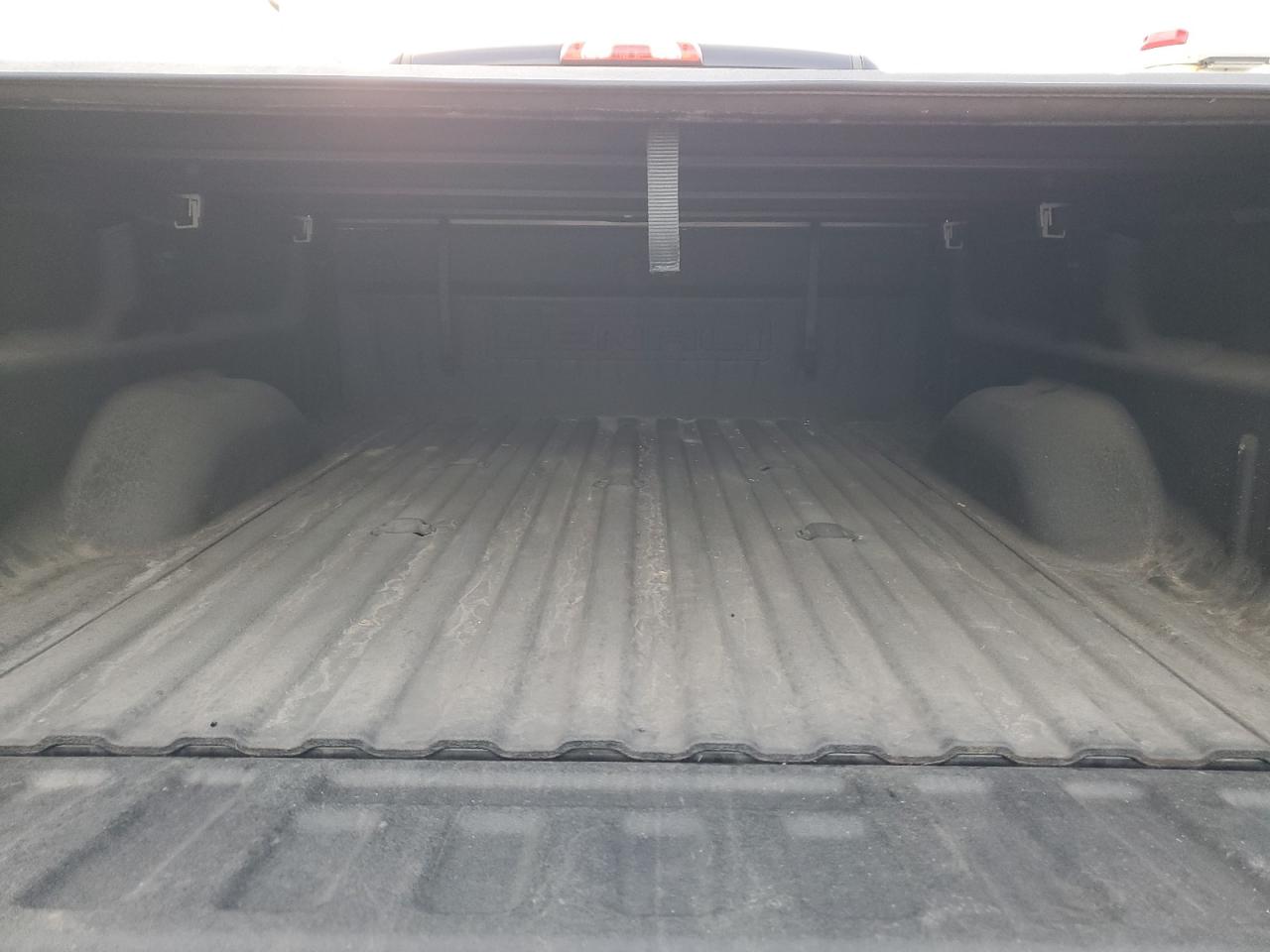 2016 GMC Sierra VIN 1GT42YE83GF254172 Copart auction photo, front end damage thumbnail 10