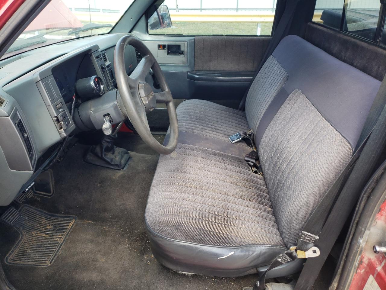 1989 Chevrolet S-10 Pickup VIN 1GCBS14E1K2244679 Copart auction photo, front end / minor dent/scratches damage thumbnail 7