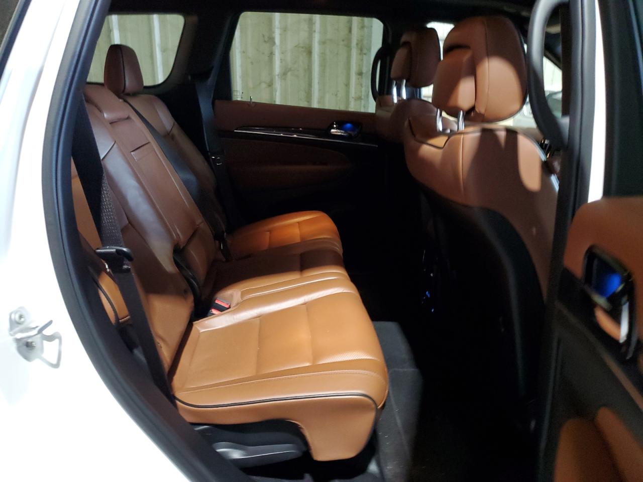2020 Jeep Grand Cherokee VIN 1C4RJFCT3LC303807 Copart auction photo, front end / minor dent/scratches damage thumbnail 10