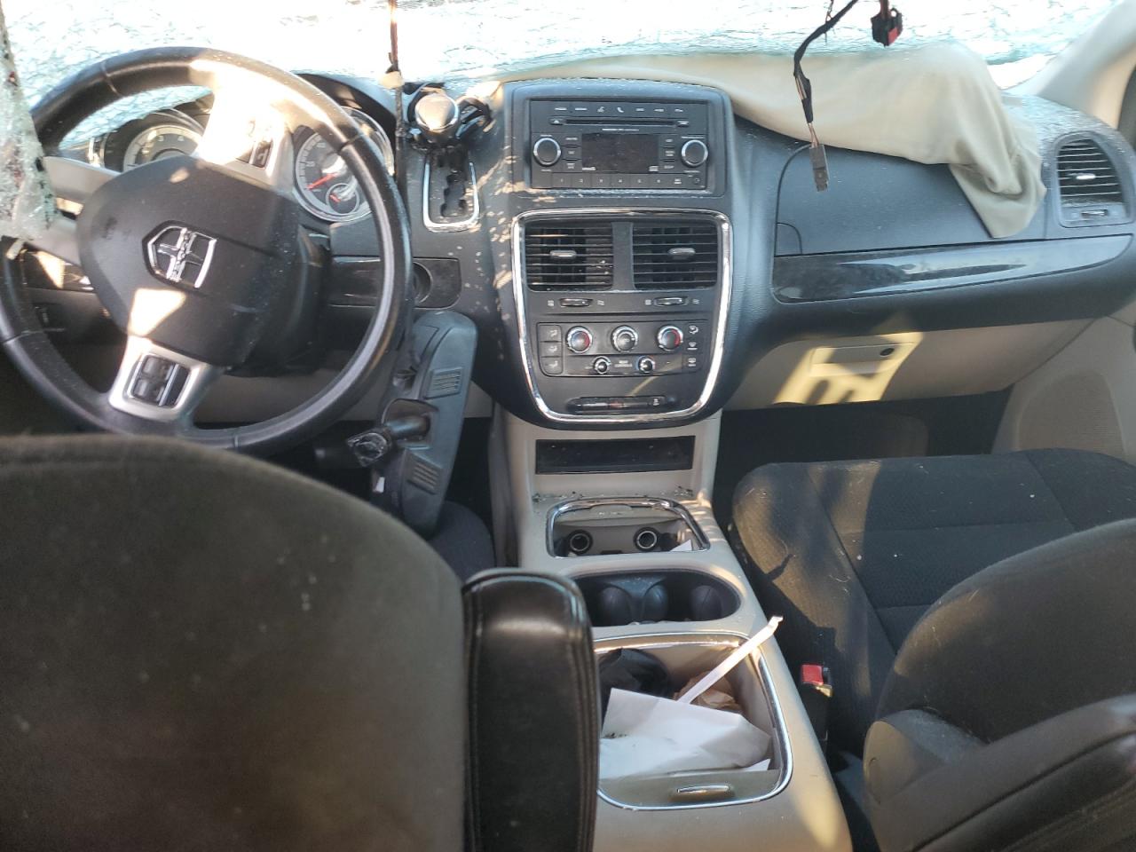 2015 Dodge Caravan VIN 2C4RDGCG8FR550798 Copart auction photo, all over damage thumbnail 8
