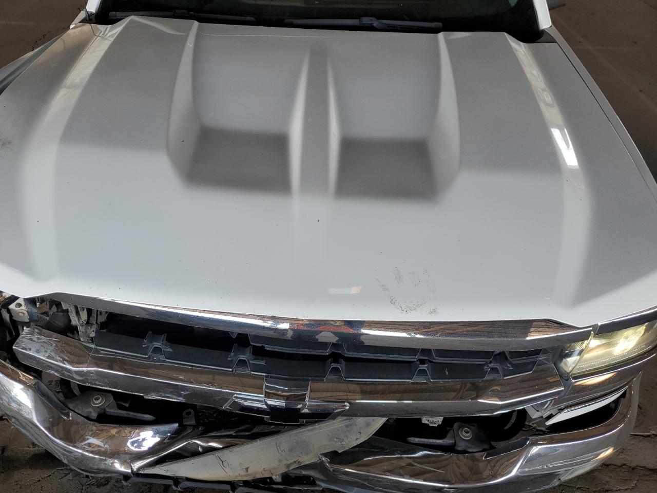 2018 Chevrolet Silverado VIN 1GCRCREC1JZ270521 Copart auction photo, front end damage thumbnail 11
