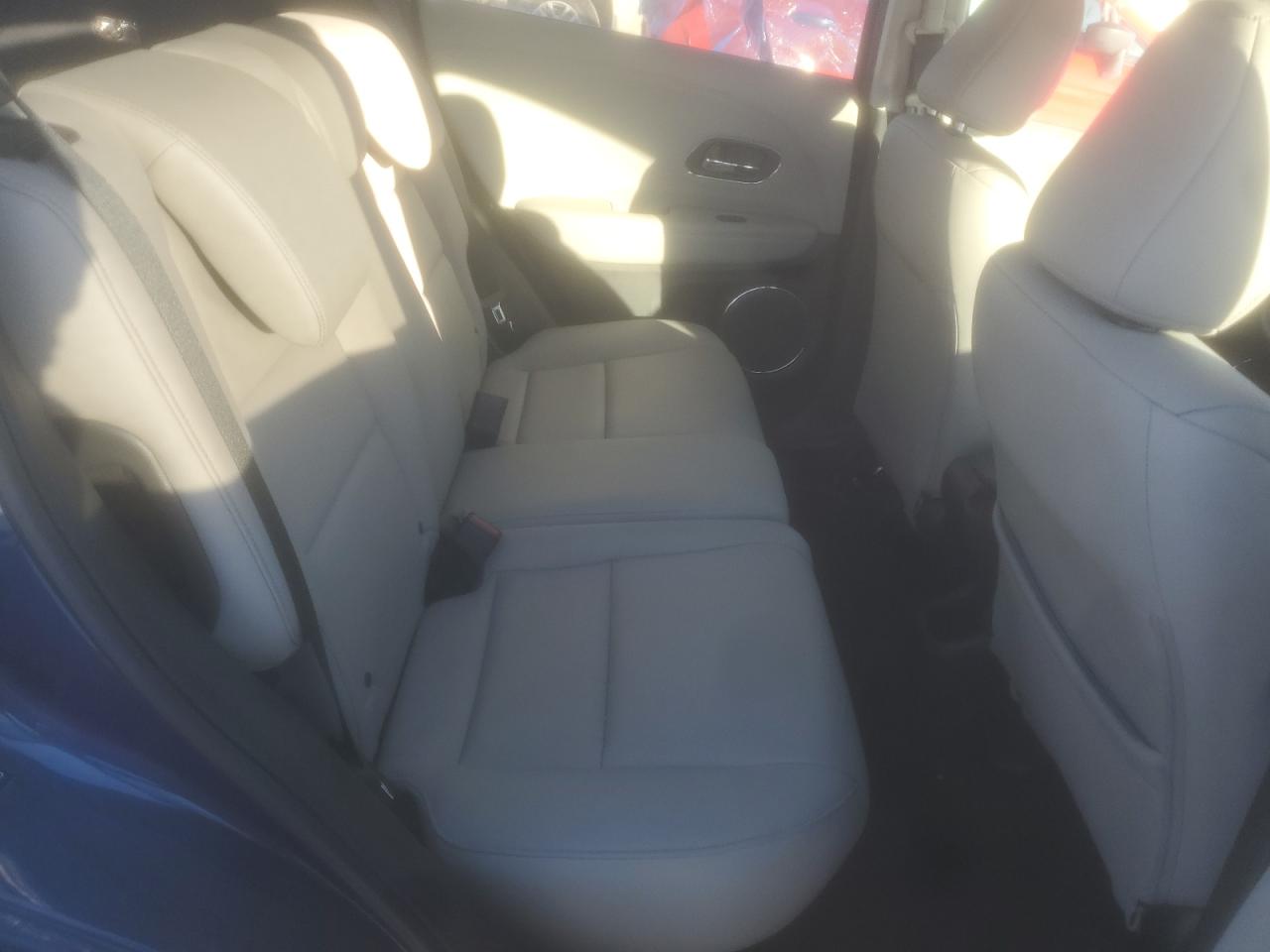 2017 Honda HR-V VIN 3CZRU6H7XHM721915 Copart auction photo, front end / rear end damage thumbnail 11